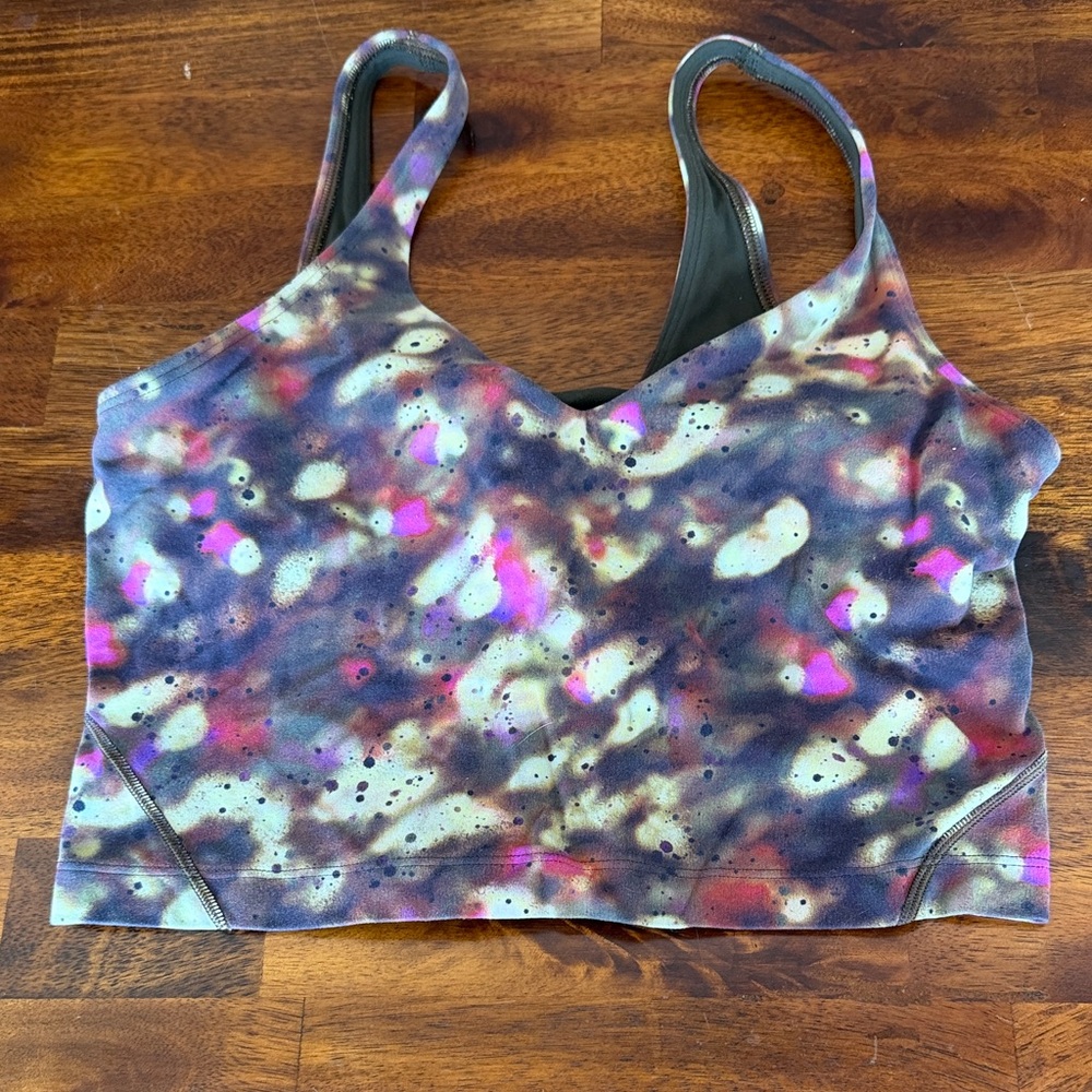 Lululemon size 6 Sports Bra